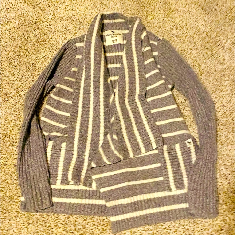 Like NEW! Abercrombie kids cardigan